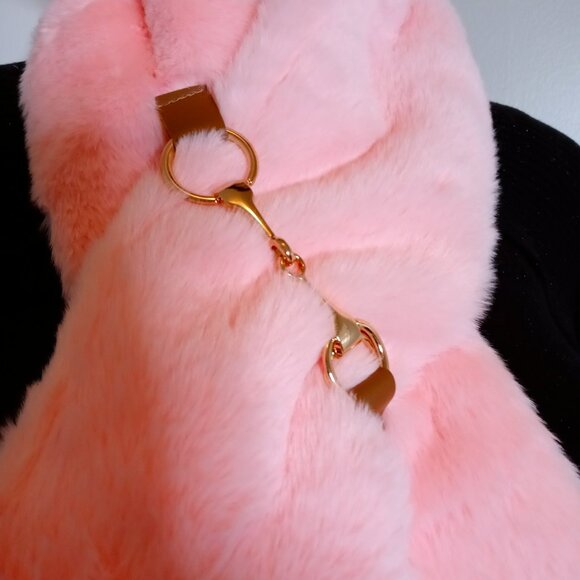 Light Pink Faux Fur Scarf with Chain Pull Through - Picture 2 of 4